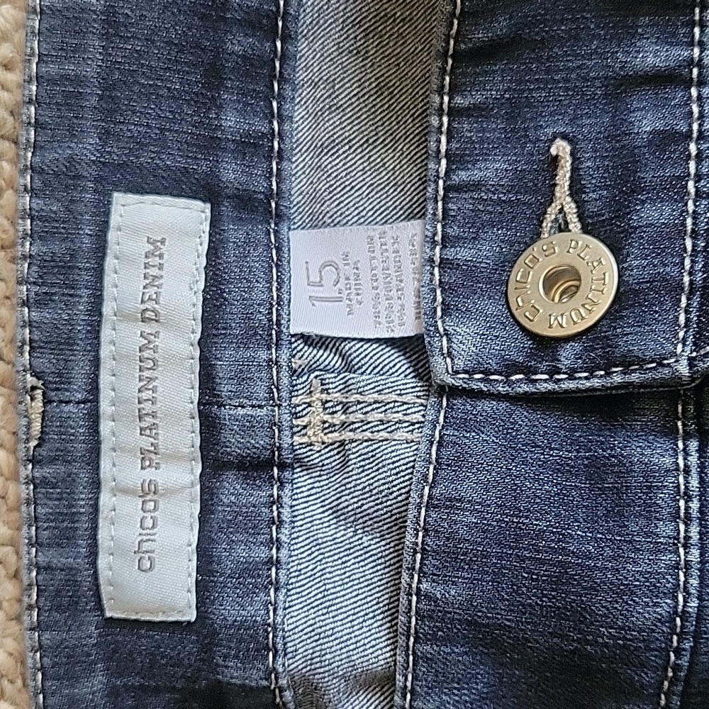 Two Pairs Of Chico Jeans - Picture 3 of 9